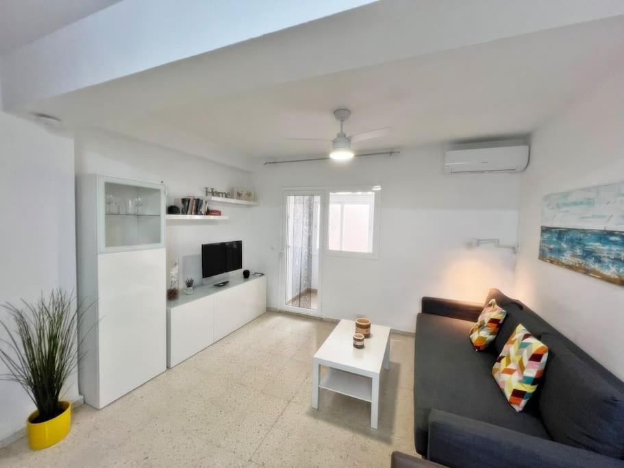 Magnifico Apartamento En El Centro De Фуэнхирола Экстерьер фото